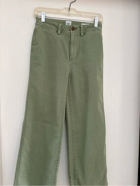 GAP Highrise Wide Leg Ankle length Jeans Olive green Sz 26 /4